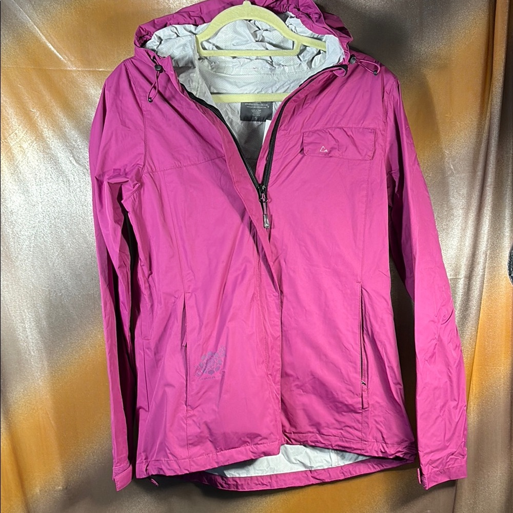 Paradox size S Pink rain Jacket only adjustable hood, hem, cuff. F1